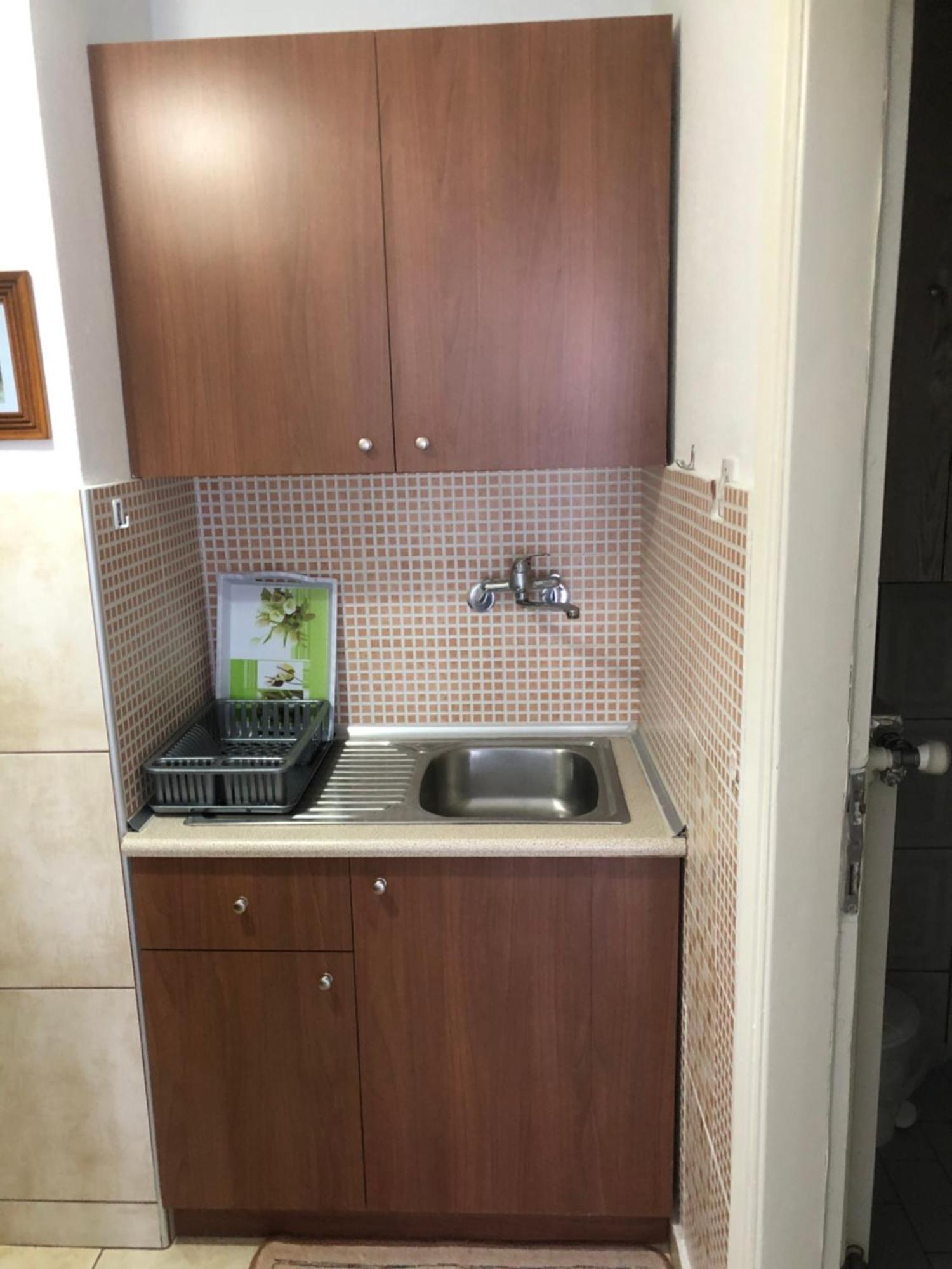 Nikos Rooms Néa Péramos Εξωτερικό φωτογραφία